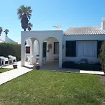 Casa Mo بيت للعطل